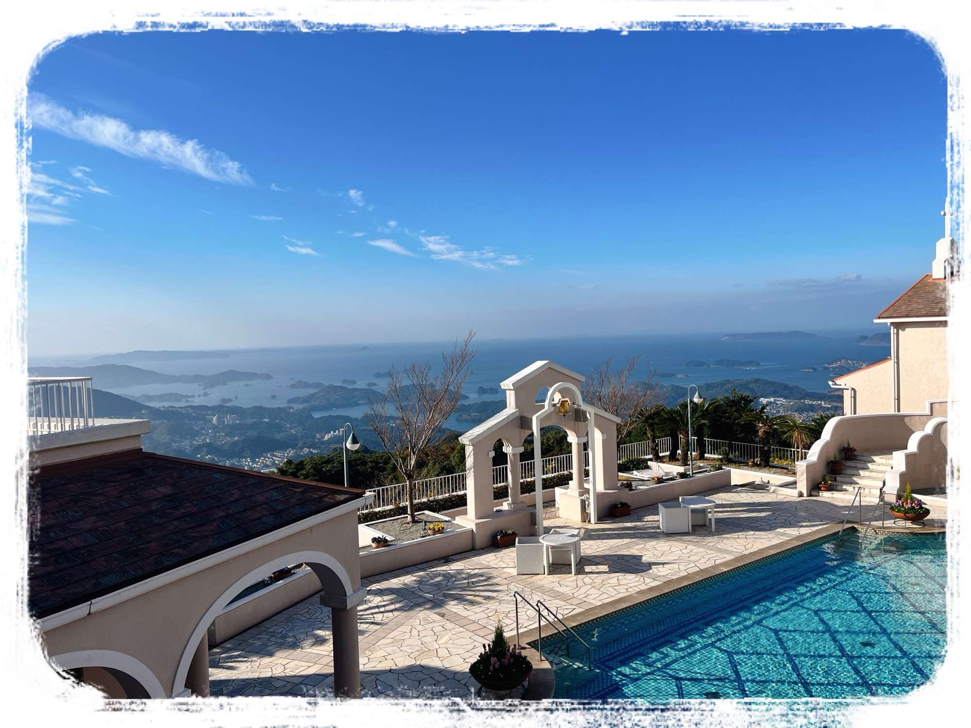 弓張りの丘ホテル